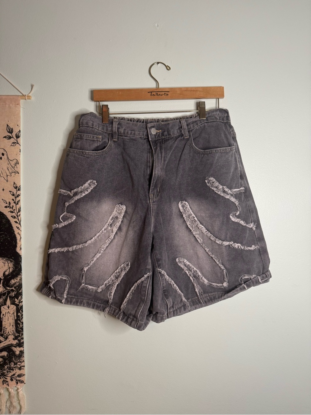 Washed Distressed Stretch Denim Jorts Shorts (1X)